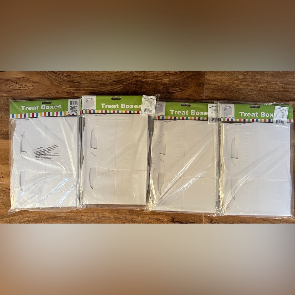 48 White Treat Boxes Set NWT